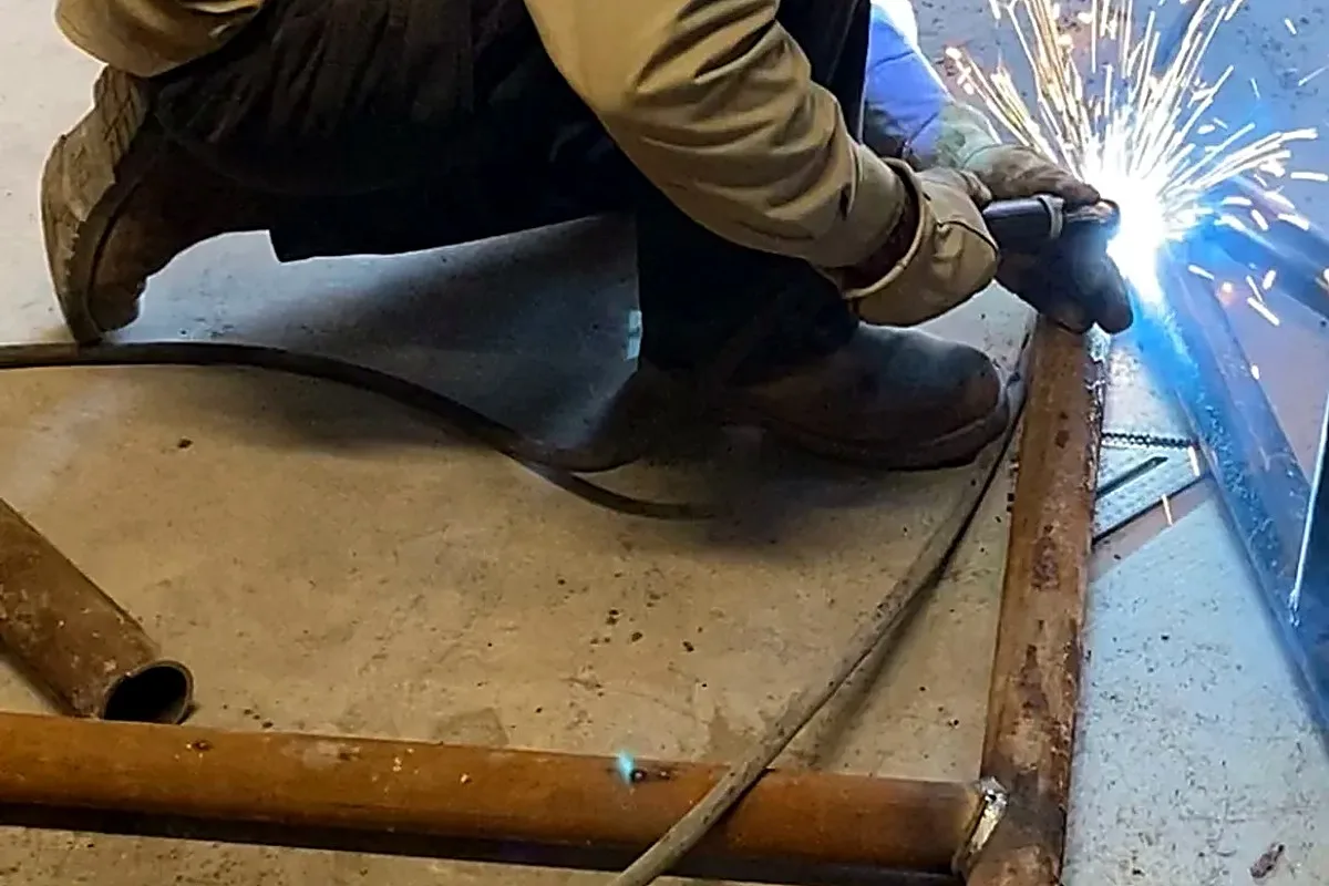 Fence crew installation